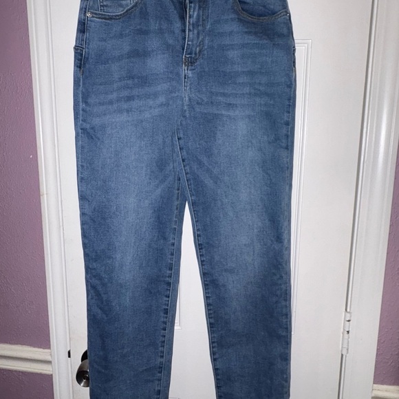 Fashion Nova Blue Straight Leg Jeans - Picture 2 of 13